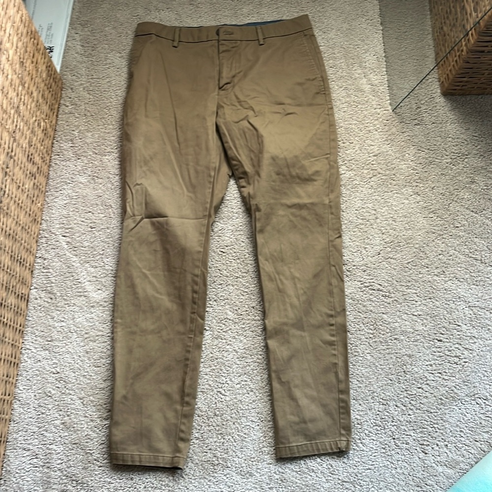 Men’s Khaki Pants 32x32